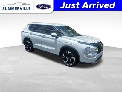Used 2023 Mitsubishi Outlander SE