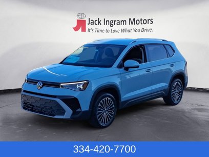 New 2025 Volkswagen Taos SE