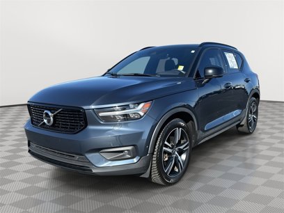 Used 2022 Volvo XC40 T5 R-Design