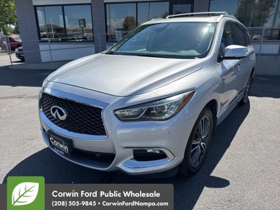 Used 2017 INFINITI QX60 AWD w/ Deluxe Technology Package