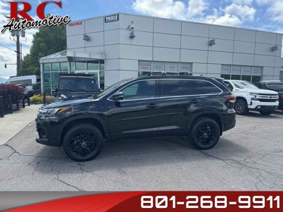 Used 2019 Toyota Highlander SE