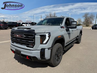 New 2025 GMC Sierra 2500 AT4 w/ AT4 Premium Plus Package