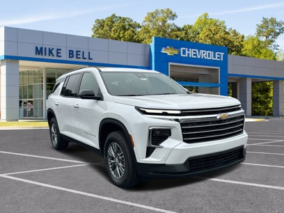 New 2025 Chevrolet Traverse LT w/ Enhanced Driving Package