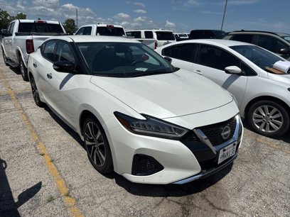 Used 2023 Nissan Maxima SV w/ Floor Mat Group