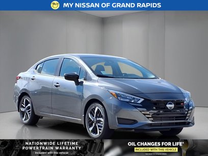 New 2025 Nissan Versa SR w/ Trunk Package