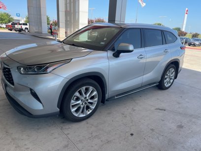 Used 2021 Toyota Highlander Limited
