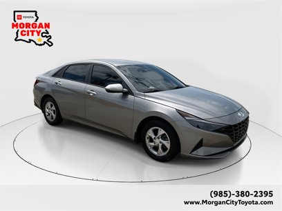 Used 2023 Hyundai Elantra SE