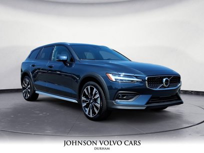 New 2026 Volvo V60 B5 Cross Country Ultra w/ Protection Package Premier