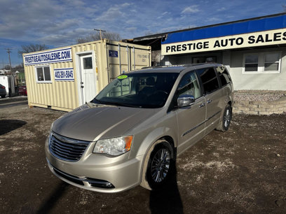 Used 2013 Chrysler Town & Country Touring-L w/ Driver Convenience Group