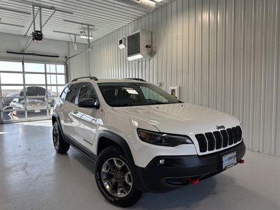 Used 2019 Jeep Cherokee Trailhawk w/ Cold Weather Group