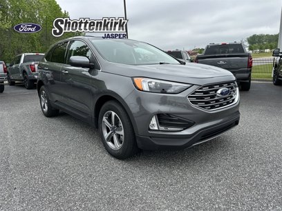 Used 2022 Ford Edge SEL w/ Convenience Package