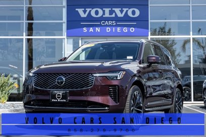 New 2025 Volvo XC90 B6 Ultra w/ Lounge Package