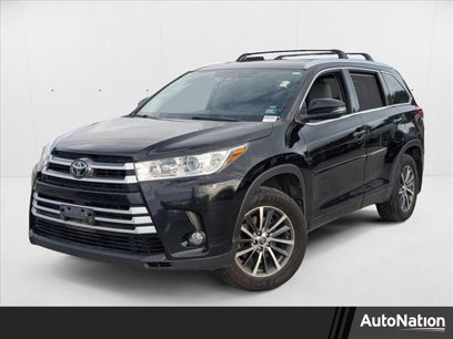 Used 2017 Toyota Highlander XLE