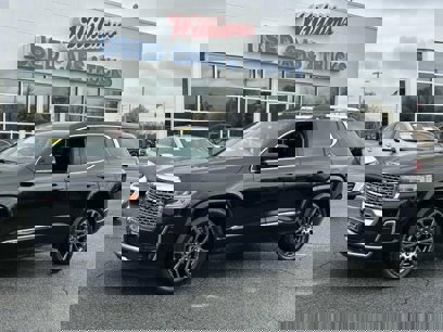 Used 2023 GMC Acadia Denali w/ Black Diamond Edition