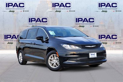 New 2025 Chrysler Voyager LX