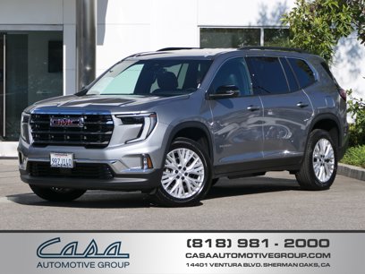 Used 2025 GMC Acadia Elevation w/ Elevation Premium Package