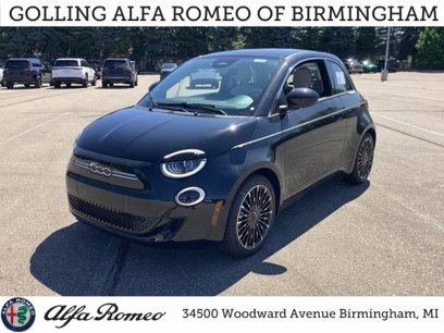 New 2025 FIAT 500 e
