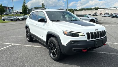 Used 2022 Jeep Cherokee Trailhawk w/ Comfort/Convenience Group