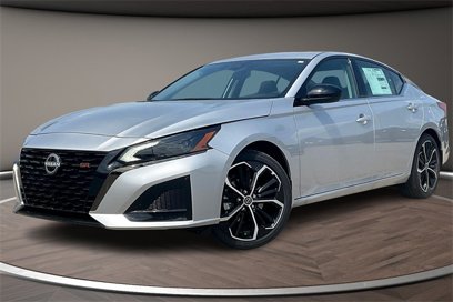 New 2025 Nissan Altima 2.5 SR