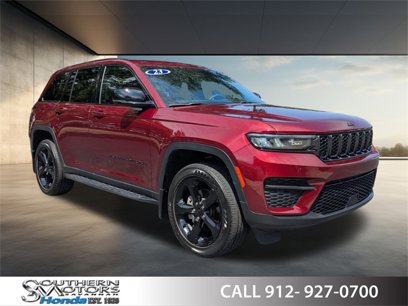 Used 2023 Jeep Grand Cherokee Altitude