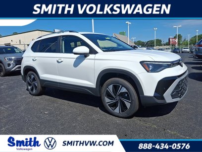 New 2025 Volkswagen Taos SE