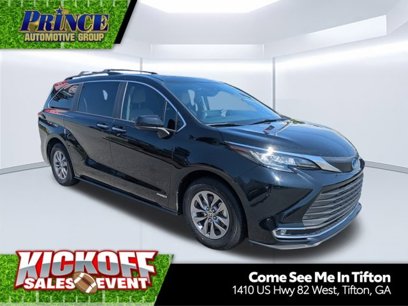 Used 2021 Toyota Sienna XLE