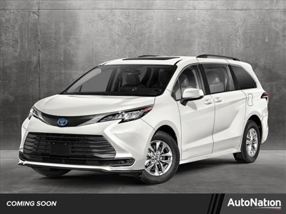 New 2025 Toyota Sienna LE