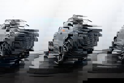 New 2025 Audi SQ6 e-tron Premium Plus