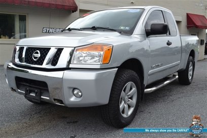 Used 2010 Nissan Titan SE w/ SE Value Truck Pkg