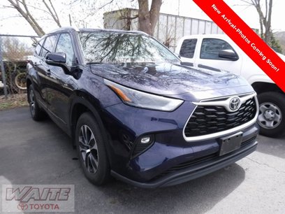 Used 2022 Toyota Highlander XLE