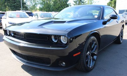 Used 2019 Dodge Challenger SXT w/ Blacktop Package