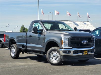 New 2025 Ford F250 XL w/ XL Chrome Package