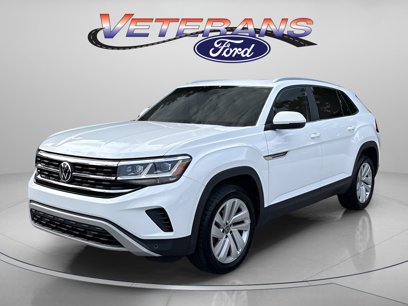 Used 2020 Volkswagen Atlas Cross Sport SE w/ Panoramic Sunroof Package