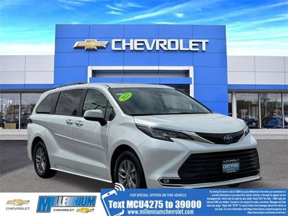 Used 2022 Toyota Sienna XLE