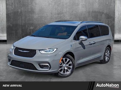 Used 2022 Chrysler Pacifica Pinnacle