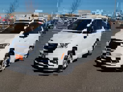 New 2025 Chrysler Pacifica Select