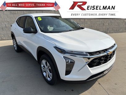 Used 2025 Chevrolet Trax LS