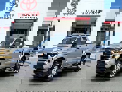 New 2025 Toyota Tacoma SR