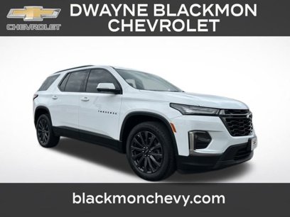 Used 2023 Chevrolet Traverse RS w/ LPO, Floor Liner Package