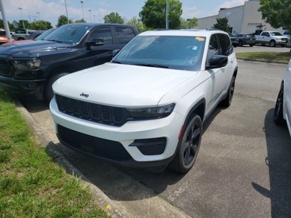 Used 2023 Jeep Grand Cherokee Altitude