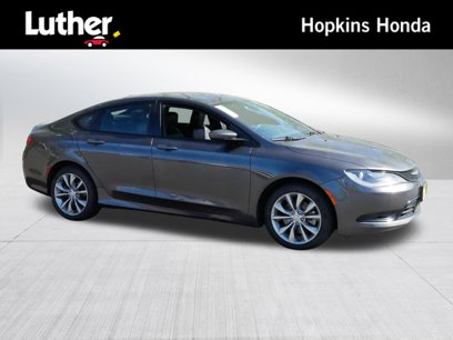 Used 2016 Chrysler 200 S w/ Comfort Group