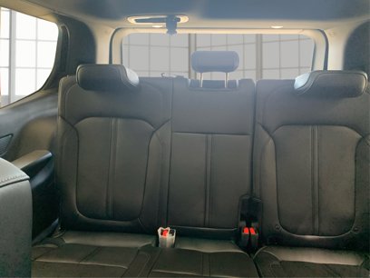 New 2025 Jeep Wagoneer Series II w/ Convenience Group I