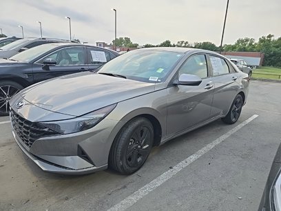 Certified 2023 Hyundai Elantra SEL w/ Cargo Package