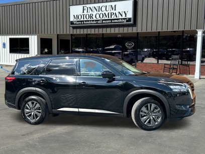 Used 2024 Nissan Pathfinder S