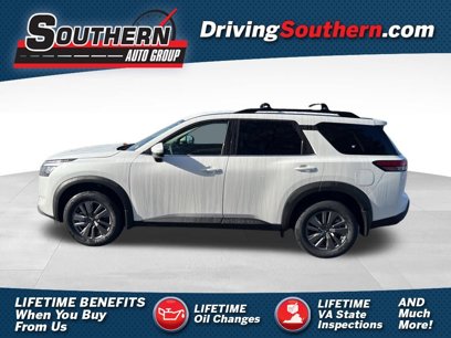 New 2025 Nissan Pathfinder SV