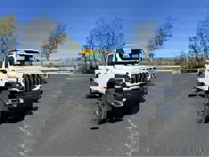 New 2025 Jeep Gladiator Sport