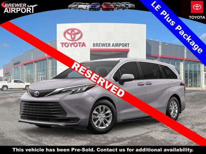 New 2025 Toyota Sienna LE
