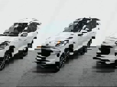 Used 2021 Ford Escape SE