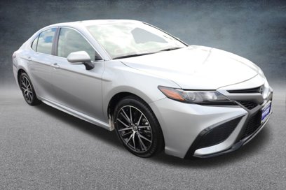 Used 2024 Toyota Camry SE