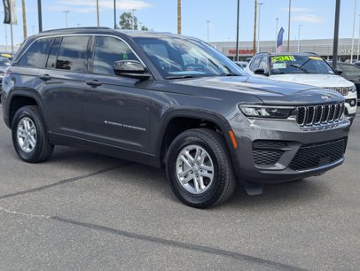 New 2025 Jeep Grand Cherokee Laredo